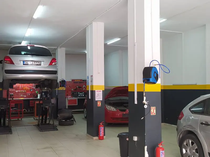 Refahiye Oto Servis